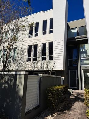 Townhouse in Fort Lauderdale, Broward County