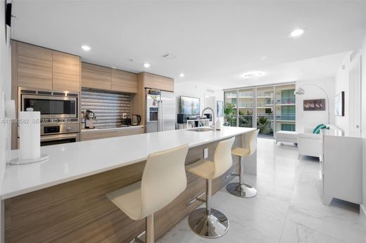 Complesso residenziale a Miami Beach, Miami-Dade County