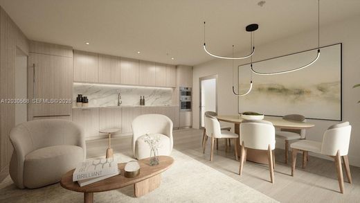 Residential complexes in Miami Beach, Miami-Dade