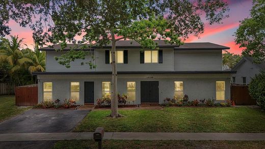 Villa in Cooper City, Broward County