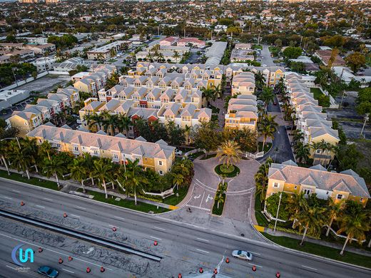 Townhouse in Lighthouse PT, Broward County