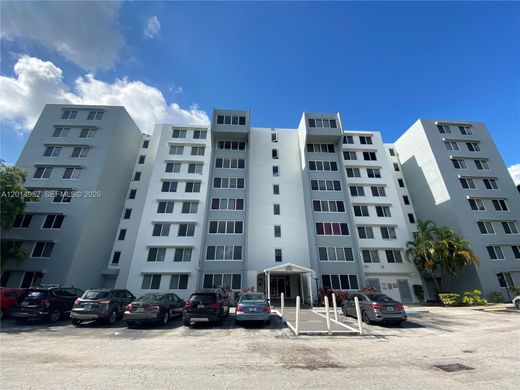 Residential complexes in Miami, Miami-Dade