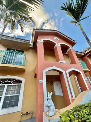 Complexes résidentiels à Hialeah, Comté de Miami-Dade