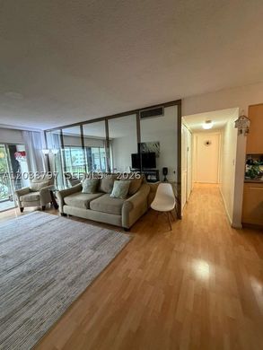 Residential complexes in Miami, Miami-Dade