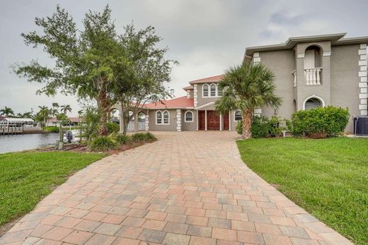 Villa in Cape Coral, Lee County