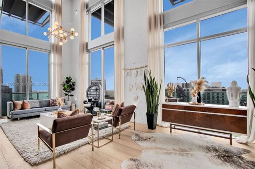 Wohnkomplexe in Miami, Miami-Dade County