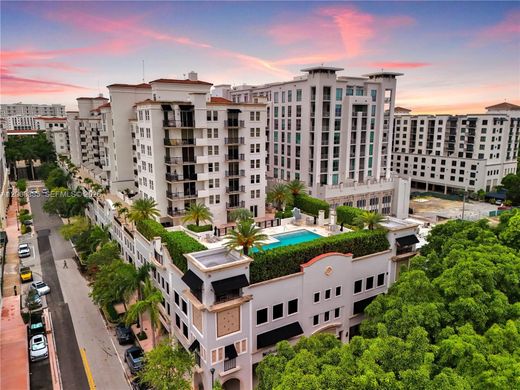 Wohnkomplexe in Coral Gables, Miami-Dade County