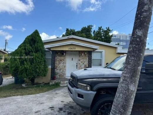 Villa in Sweetwater, Miami-Dade