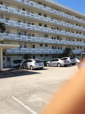 Residential complexes in Aventura, Miami-Dade