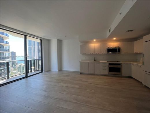Residential complexes in Miami, Miami-Dade