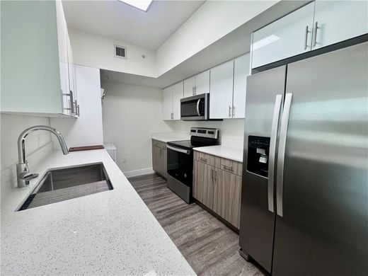 Complesso residenziale a Miami, Miami-Dade County