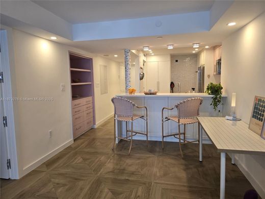 مجمع شقق ﻓﻲ Miami Beach, Miami-Dade County