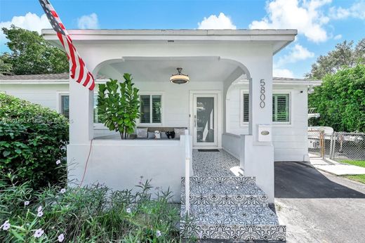 빌라 / 마이애미, Miami-Dade County