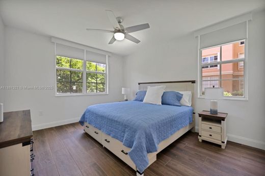 Жилой комплекс, Aventura, Miami-Dade County