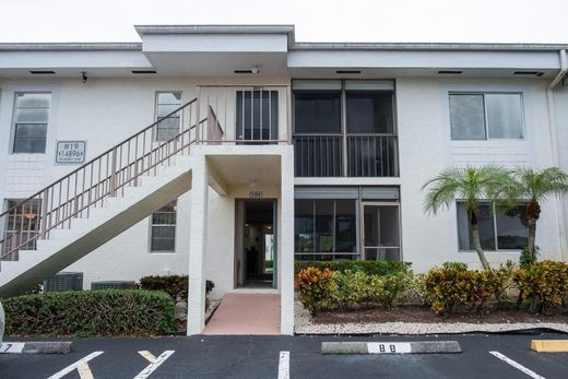 Residential complexes in Delray Beach, Palm Beach