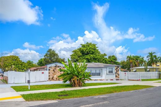 Villa en Hallandale Beach, Broward County