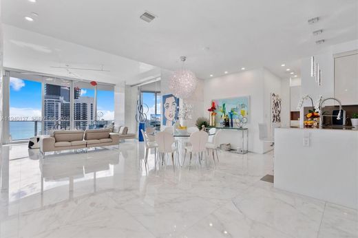 Residential complexes in Sunny Isles Beach, Miami-Dade