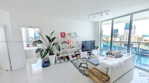 Complesso residenziale a Miami, Miami-Dade County