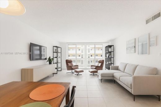 Complesso residenziale a Hallandale Beach, Broward County