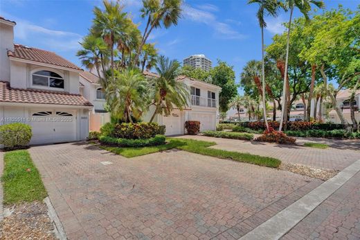 Dom miejski w Aventura, Miami-Dade County