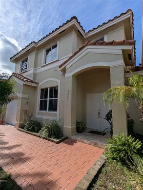 Townhouse - Miramar, Broward County