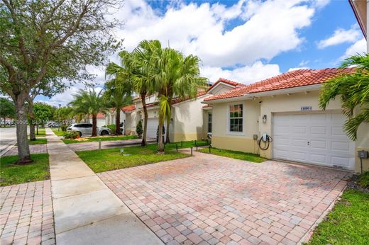 Villa in Miramar, Broward County