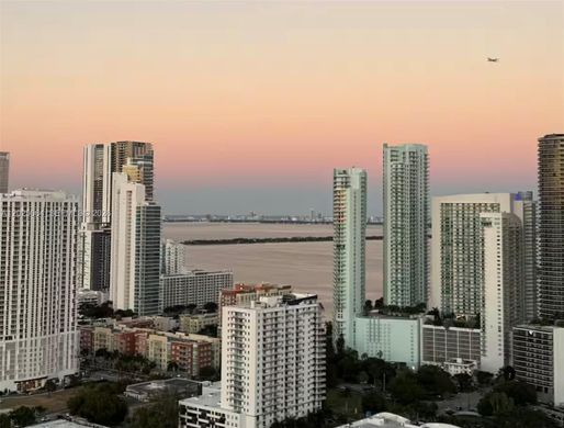 Complexos residenciais - Miami, Miami-Dade County
