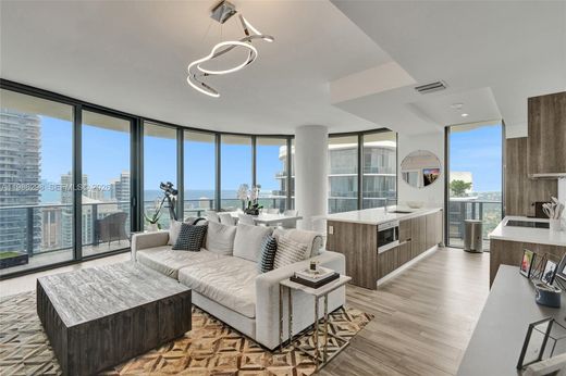 Complexes résidentiels à Miami, Comté de Miami-Dade