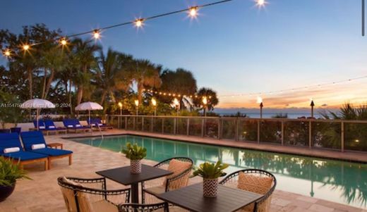 Жилой комплекс, Sunny Isles Beach, Miami-Dade County