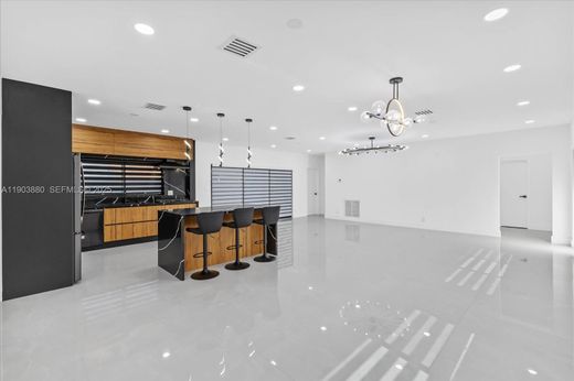Villa in Miami, Miami-Dade County