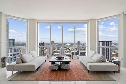 Komplex apartman Miami, Miami-Dade County