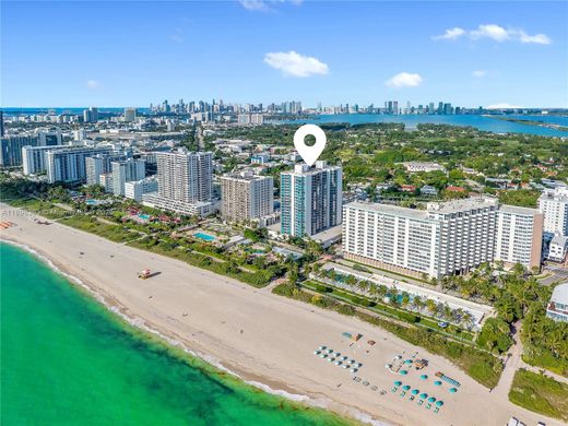 Complexes résidentiels à Miami Beach, Comté de Miami-Dade