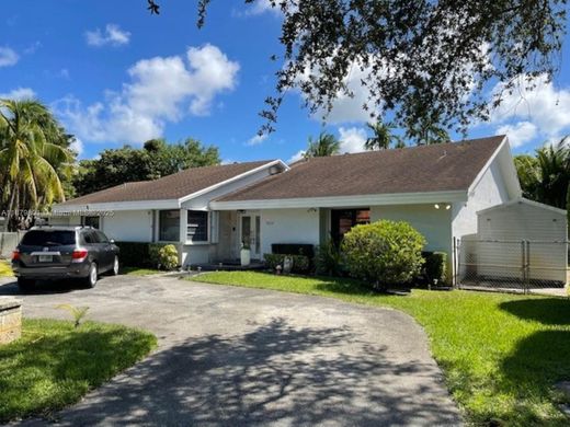 Villa - South Miami, Miami-Dade County