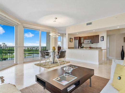 Residential complexes in Aventura, Miami-Dade