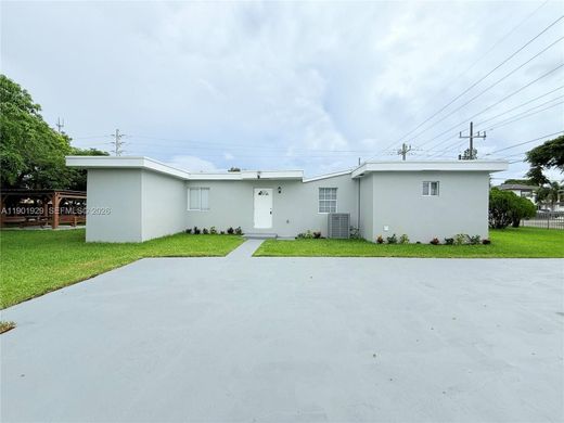 Villa in West Park, Broward County