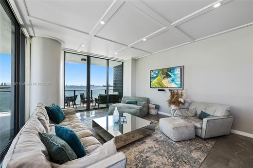 Жилой комплекс, Майами, Miami-Dade County