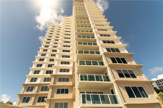 Residential complexes in Fort Lauderdale, Broward County
