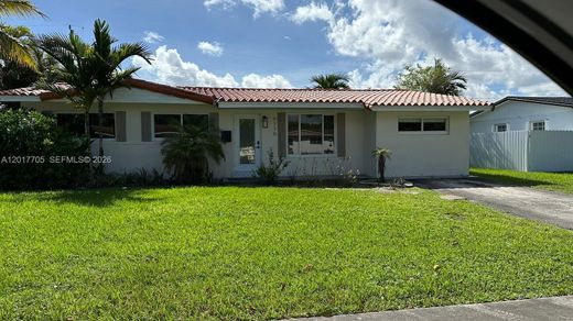 Villa in Miami, Miami-Dade County