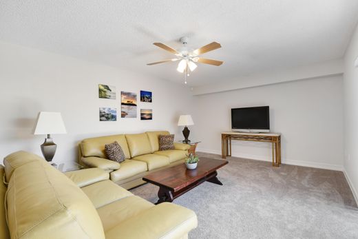 Townhouse in Jupiter, Palm Beach