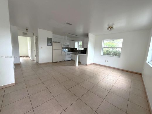 Residential complexes in Miami, Miami-Dade
