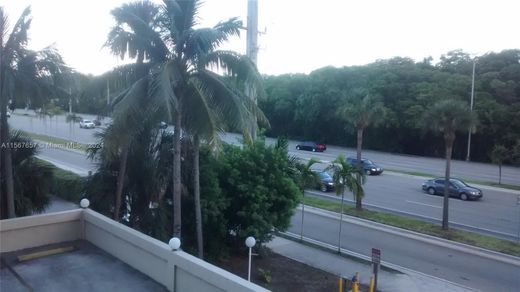 Kamienica w North Miami Beach, Miami-Dade County