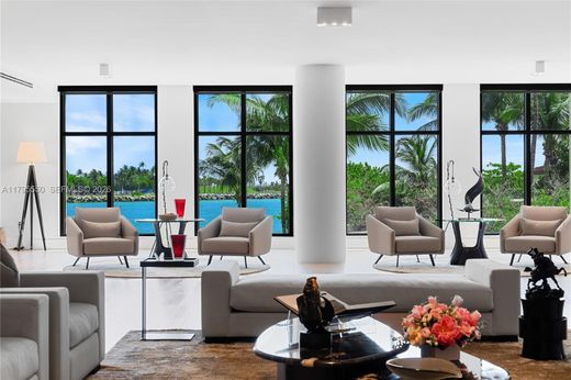 Residential complexes in Miami Beach, Miami-Dade