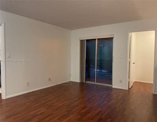 Residential complexes in Pompano Beach, Broward County