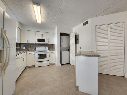 Complexos residenciais - Hialeah, Miami-Dade County
