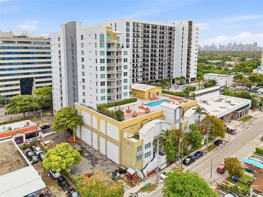 Residential complexes in Miami, Miami-Dade