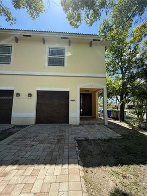 Townhouse in Pompano Beach, Broward County