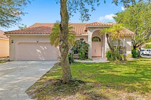 Villa - Coral Springs, Broward County