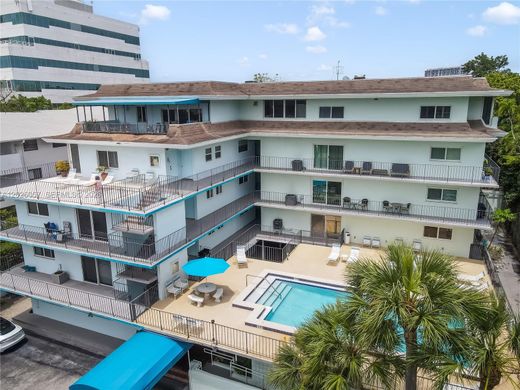 Residential complexes in Miami, Miami-Dade