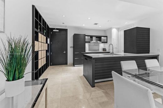 Komplex apartman Miami, Miami-Dade County