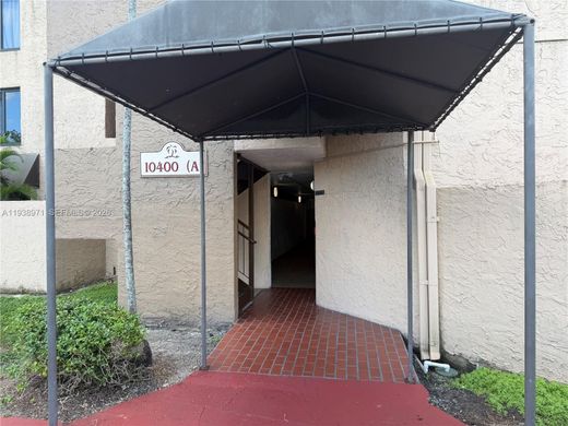 Residential complexes in Miami, Miami-Dade